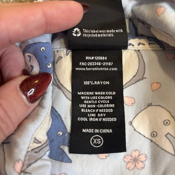 Hot Topic Studio Ghibli My Neighbor Totoro Light Blue Shirt Women's Size XS - Picture 7 of 7